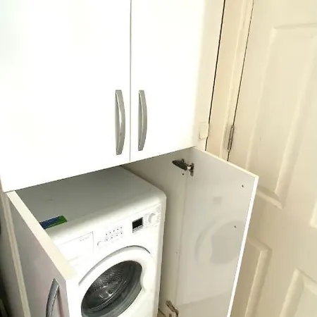 Viking Helin דירה *